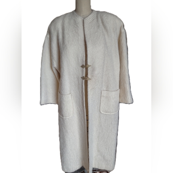 Rare Vintage Talbots Wool/Mohair Cream Coat - Picture 2 of 6